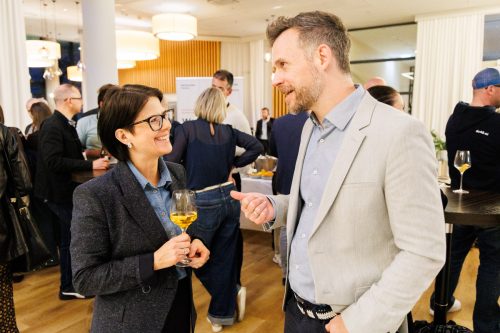 2037 8892 Elisabeth Kessler