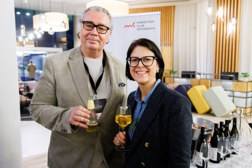 2037 8905 Elisabeth Kessler